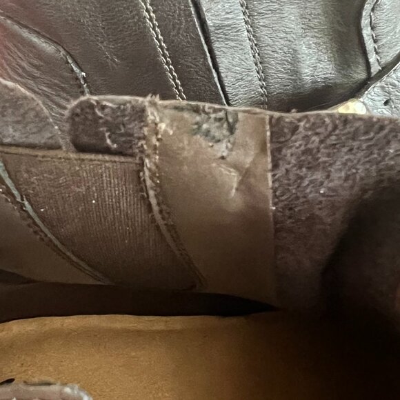 Clarks Women's Camzin Loop Ankle Boot - Picture 4 of 4